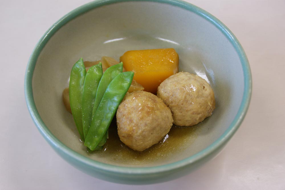 鶏団子の煮物