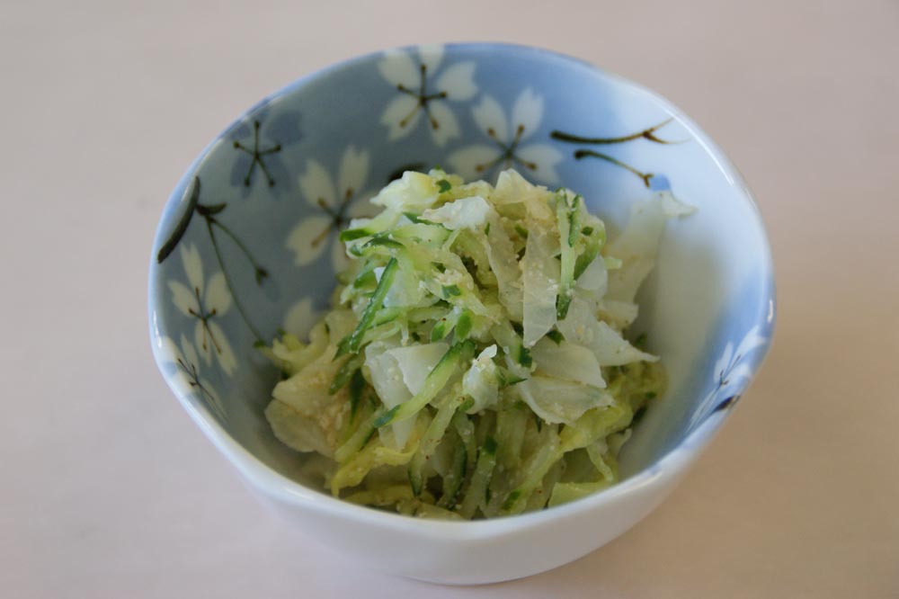 キャベツと胡瓜の胡麻酢和え