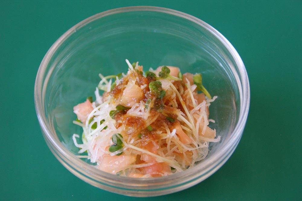 大根サラダ（梅ドレッシング）