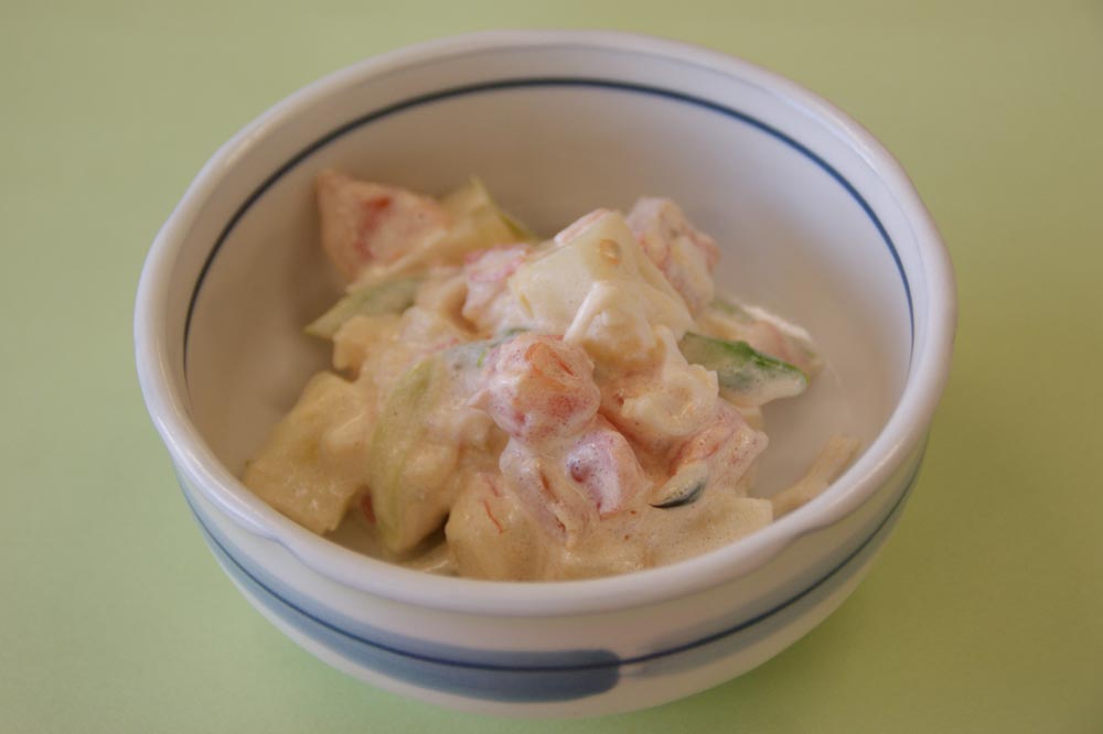 カニかまとじゃがいものサラダ