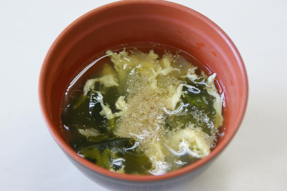 若芽と卵のスープ