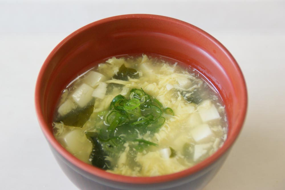 豆腐と若布のスープ